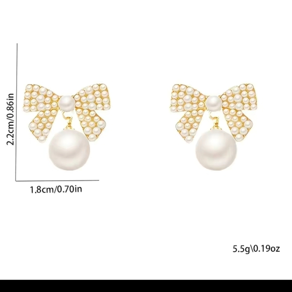 Brand new Faux Pearl Bowknit Eleganet Stud Earrings - Picture 6 of 6